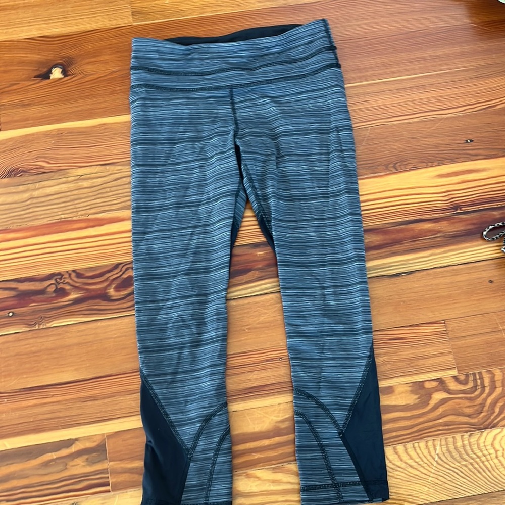 Gray Lululemon leggings size four